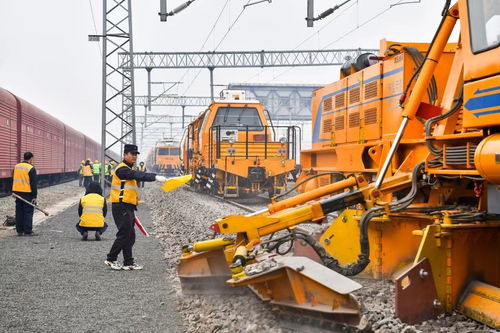沈陽(yáng)至山海關(guān)鐵路集中整修作業(yè)全面展開，機(jī)械設(shè)備高效助力線路升級(jí)